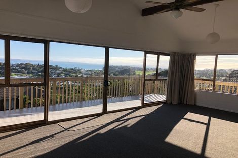 Photo of property in 85 Wade River Road, Stanmore Bay, Whangaparaoa, 0932