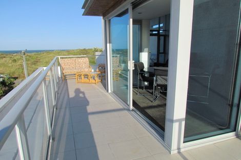 Photo of property in 9/272 Marine Parade, New Brighton, Christchurch, 8061