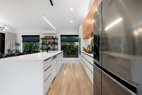 Photo of property in 3d Lake Domain Drive, Frankton, Hamilton, 3204