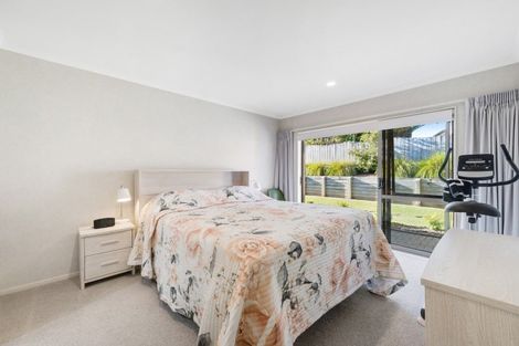 Photo of property in 218 Kilkenny Drive, East Tamaki Heights, Auckland, 2016
