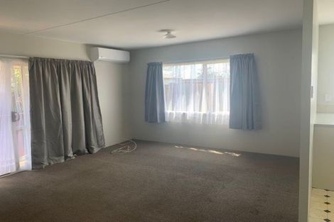 Photo of property in 29 Barneys Farm Road, Clendon Park, Auckland, 2103