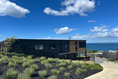 Photo of property in 11 Pegasus Lane, Langs Beach, 0582