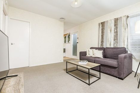 Photo of property in 73 Lynden Avenue, Hillcrest, Auckland, 0627
