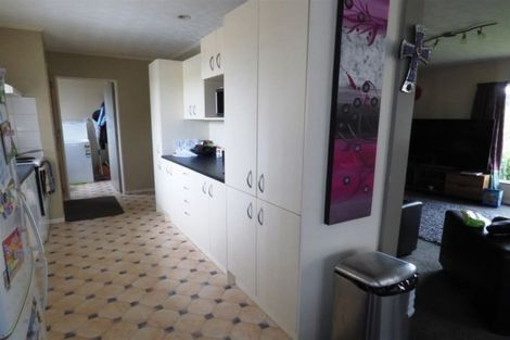 Photo of property in 32 Mcneil Street, Balclutha, 9230