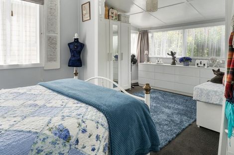 Photo of property in 35 York Street, Picton, 7220