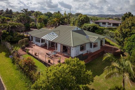 Photo of property in 6 Penny Place, Welcome Bay, Tauranga, 3175