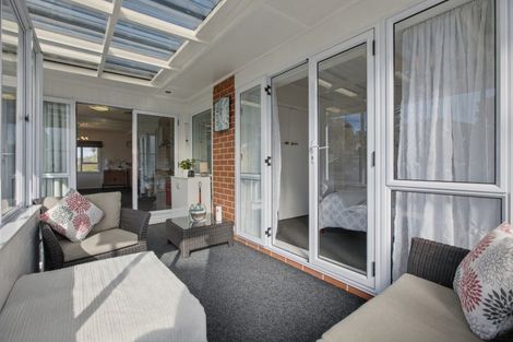 Photo of property in 13 Durham Avenue, Welbourn, New Plymouth, 4312