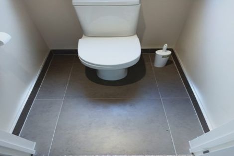 Photo of property in 5 Waldorf Crescent, Orewa, 0931