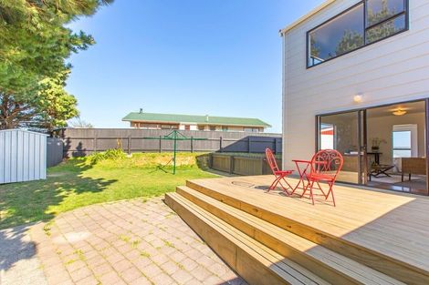 Photo of property in 6b Mossburn Grove, Kelson, Lower Hutt, 5010