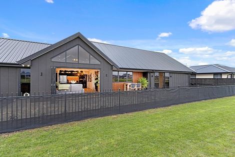 Photo of property in 38 Stationmasters Way, Prebbleton, 7604