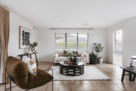 Photo of property in 14 Glenmonarch Place, Pyes Pa, Tauranga, 3112