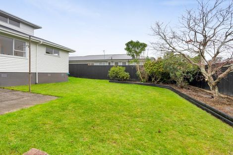 Photo of property in 93 Govett Avenue, Frankleigh Park, New Plymouth, 4310