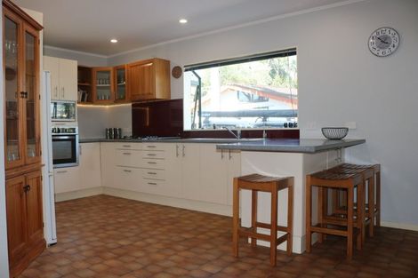 Photo of property in 11 Ohiwa Parade, Ohope, 3121