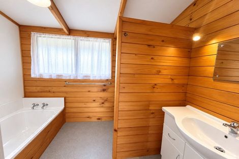 Photo of property in 270 Blackbridge Road, Karaka, Papakura, 2580