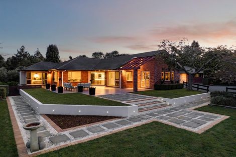 Photo of property in 377 Frankley Road, Ferndale, New Plymouth, 4310