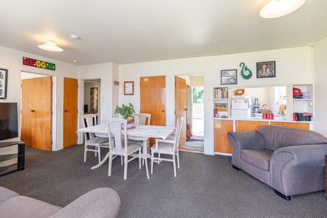 Photo of property in 8 Queen Street, Aramoho, Whanganui, 4500