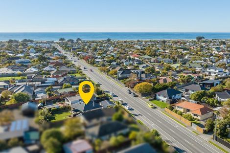 Photo of property in 102 Bridge Street, New Brighton, Christchurch, 8061