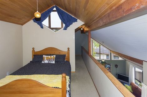 Photo of property in 6 Dunolly Place, Pukekohe, 2120