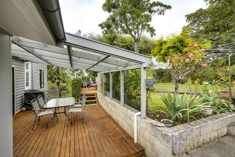 Photo of property in 8 Thompson Road, Bluff Hill, Napier, 4110