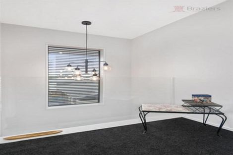 Photo of property in 17 Bellbird Lane, Marshland, Christchurch, 8083