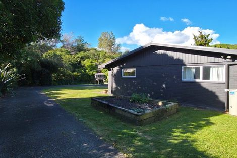 Photo of property in 22 Alexander Street, Waikanae, 5036