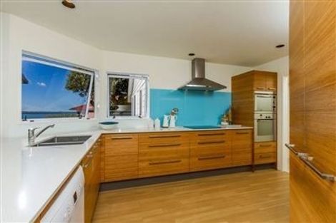 Photo of property in 68 Seacliffe Avenue, Narrow Neck, Auckland, 0622