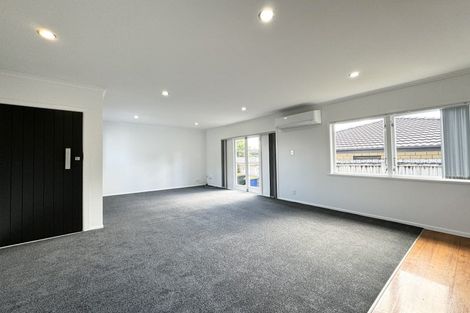 Photo of property in 79 Stanley Road, Glenfield, Auckland, 0629