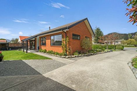 Photo of property in 7 Benmore Place, Omarama, 9412