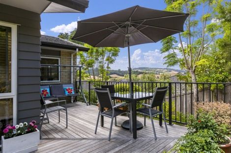 Photo of property in 11 Fendalton Place, Hatfields Beach, Orewa, 0931