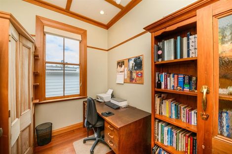 Photo of property in 512a Parewanui Road, Bulls, 4894