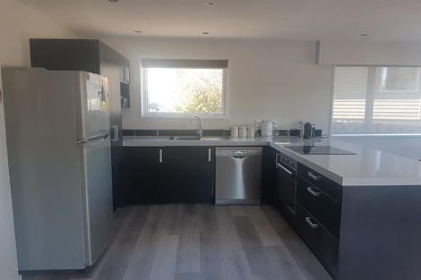 Photo of property in 42 Waipounamu Drive, Kelson, Lower Hutt, 5010