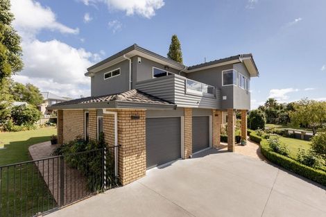 Photo of property in 23 Links View Drive, Omokoroa, 3114