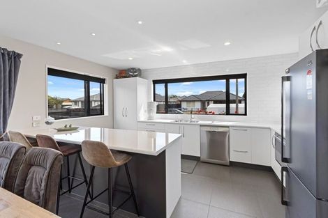 Photo of property in 8 Brightstone Crescent, Aranui, Christchurch, 8061