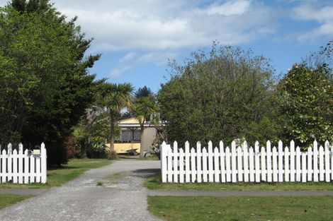 Photo of property in 35 Taupo View Road, Taupo, 3330