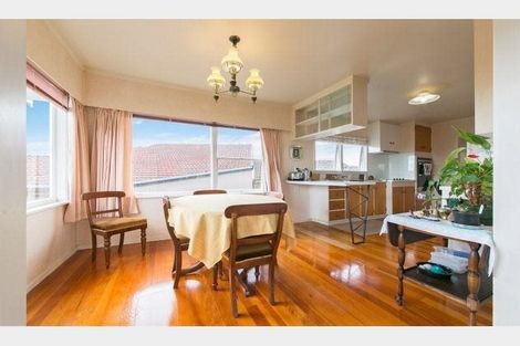 Photo of property in 36 Spence Road, Henderson, Auckland, 0612