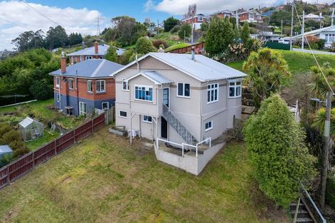 Photo of property in 33 Forfar Street, Clyde Hill, Dunedin, 9011