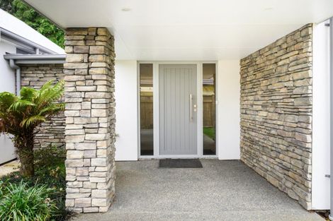 Photo of property in 5 Heritage Place, Terrace End, Palmerston North, 4410