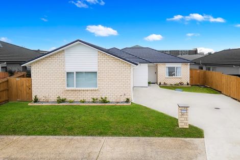 Photo of property in 12 Kare Ariki Place, Pukekohe, 2120