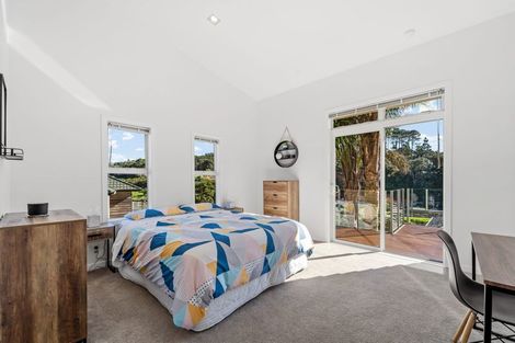 Photo of property in 15 Hawaiian Parade, Arkles Bay, Whangaparaoa, 0932