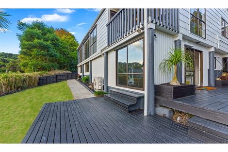 Photo of property in 61 Pemberton Avenue, Bayview, Auckland, 0629