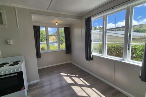 Photo of property in 18 Takahe Street, Taihape, 4720