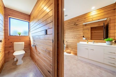 Photo of property in 49a Gillespies Road, Birchville, Upper Hutt, 5018