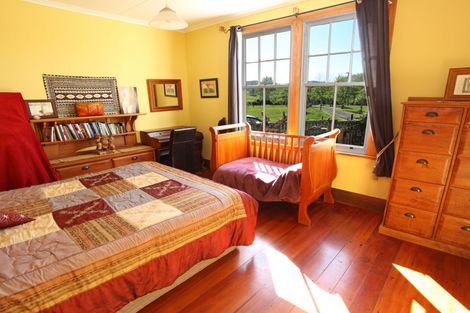 Photo of property in 51 Wrights Road, Raglan, 3295