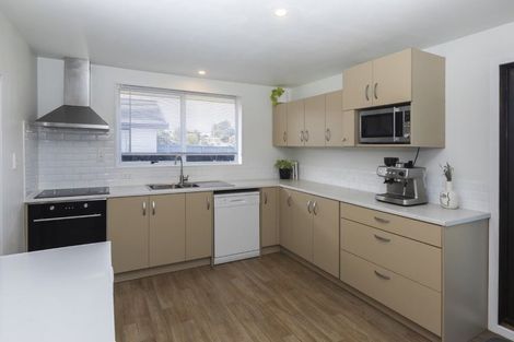 Photo of property in 1/49 Kuaka Crescent, Bromley, Christchurch, 8062