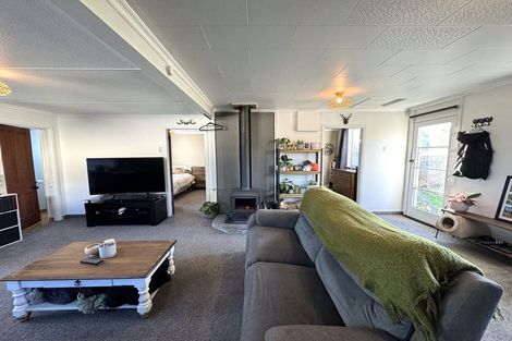 Photo of property in 59 Salcombe Street, Kaitangata, 9210