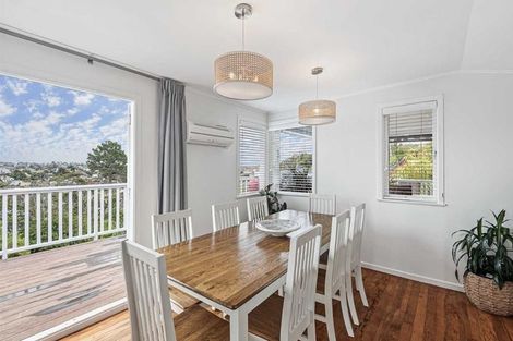 Photo of property in 143 Browns Bay Road, Browns Bay, Auckland, 0630