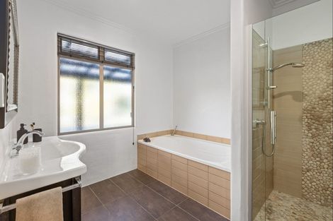 Photo of property in 457 Waitoki Road, Wainui, Silverdale, 0994