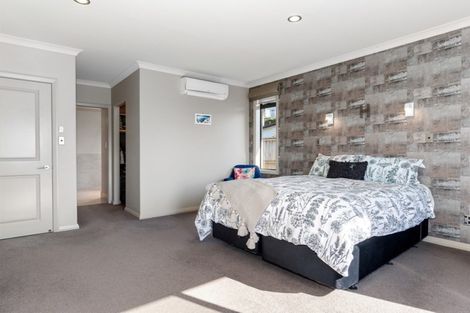 Photo of property in 2 Parnwell Place, Ohauiti, Tauranga, 3112