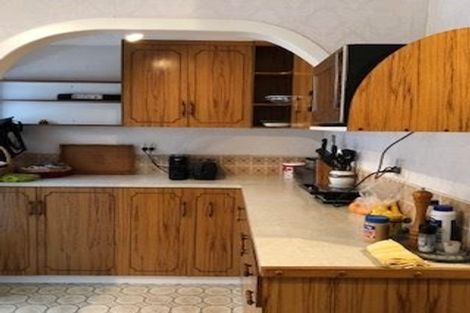 Photo of property in 12 Mountain Road, Morningside, Whangarei, 0110