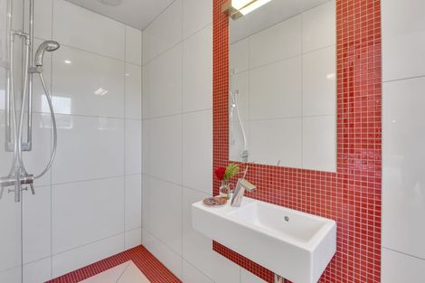 Photo of property in 1/152a Cleveland Terrace, Maitai, Nelson, 7010